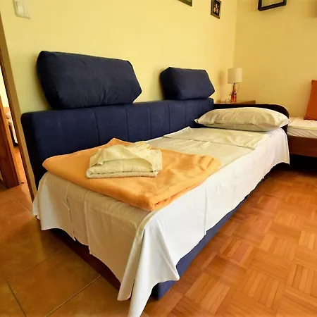 Pinka Lejlighed Seline