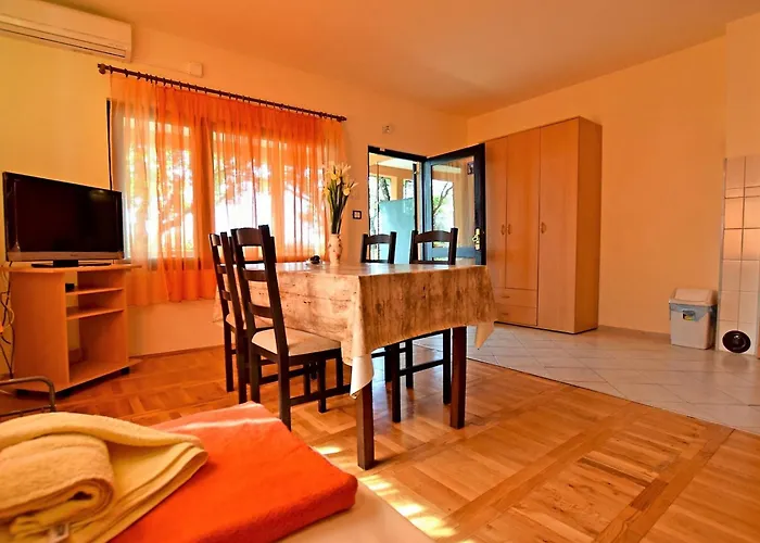 Pinka Apartment